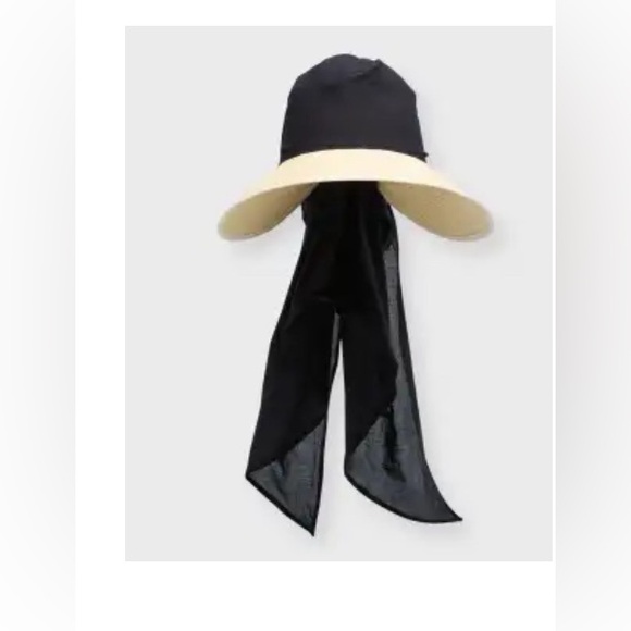 Sensi Studio
Straw Visor With dog printed black/white Scarf - Picture 6 of 6